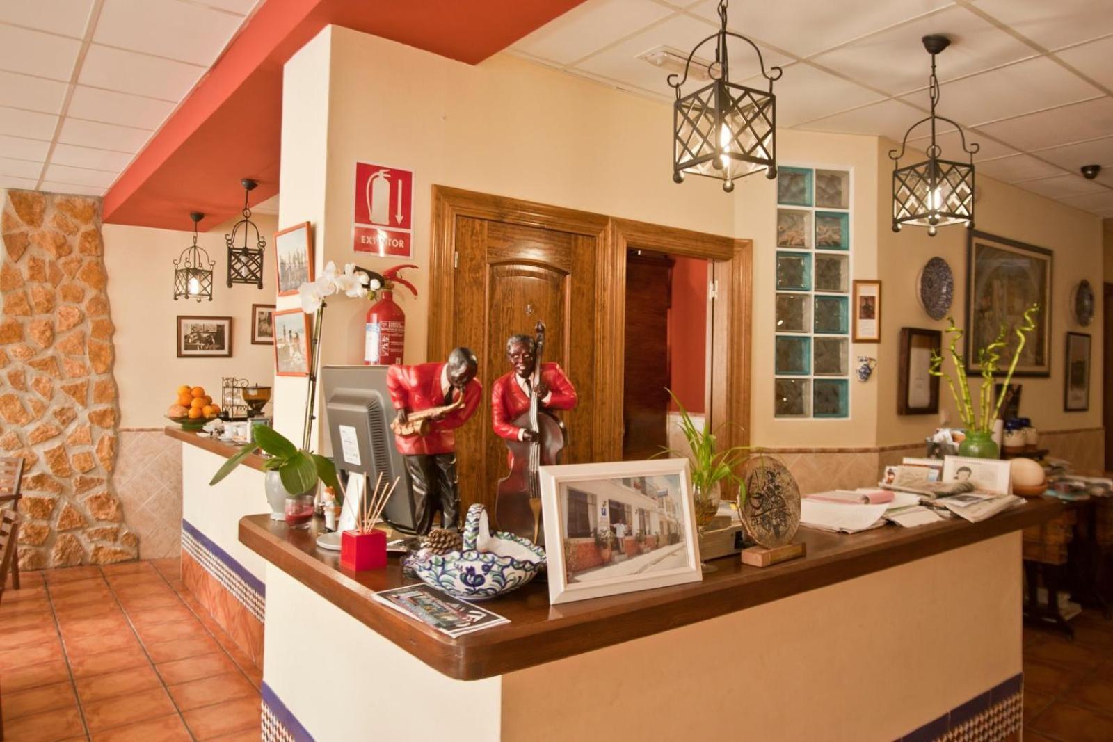 Hostal Palomares Салобрения Экстерьер фото