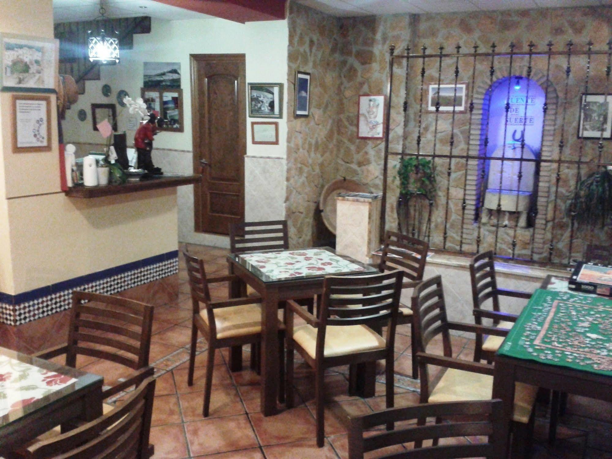 Hostal Palomares Салобрения Экстерьер фото